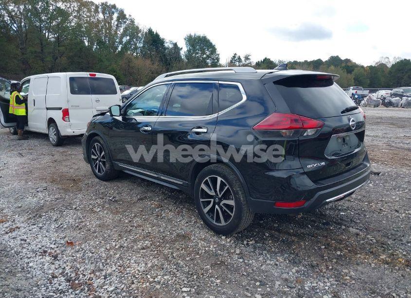 Photo 3 of 2020 Nissan Rogue SL FWD (VIN 5N1AT2MT9LC728216)