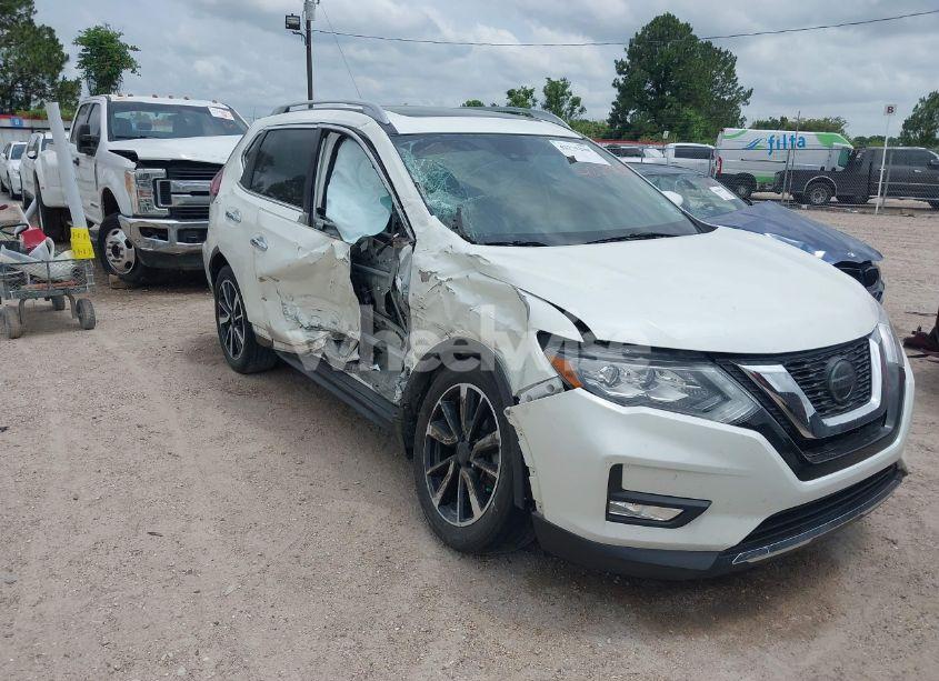 2020 Nissan Rogue SL FWD (VIN 5N1AT2MT9LC735022) main photo