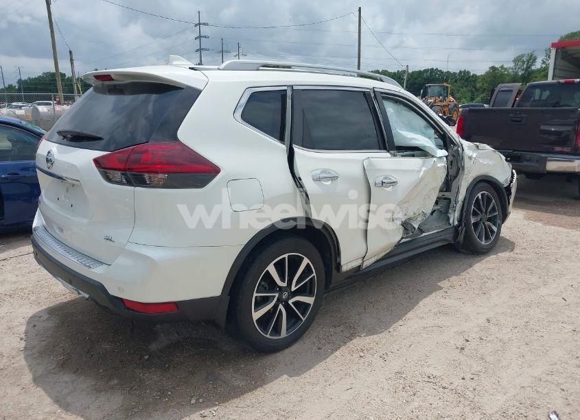 Photo 4 of 2020 Nissan Rogue SL FWD (VIN 5N1AT2MT9LC735022)