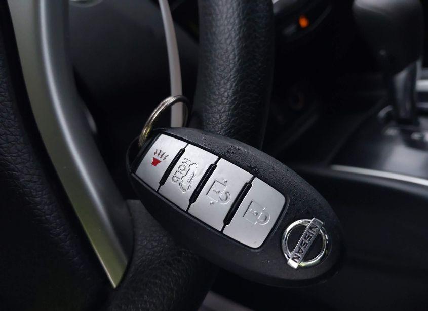 Photo 11 of 2014 Nissan Rogue SV (VIN 5N1AT2MTXEC836198)