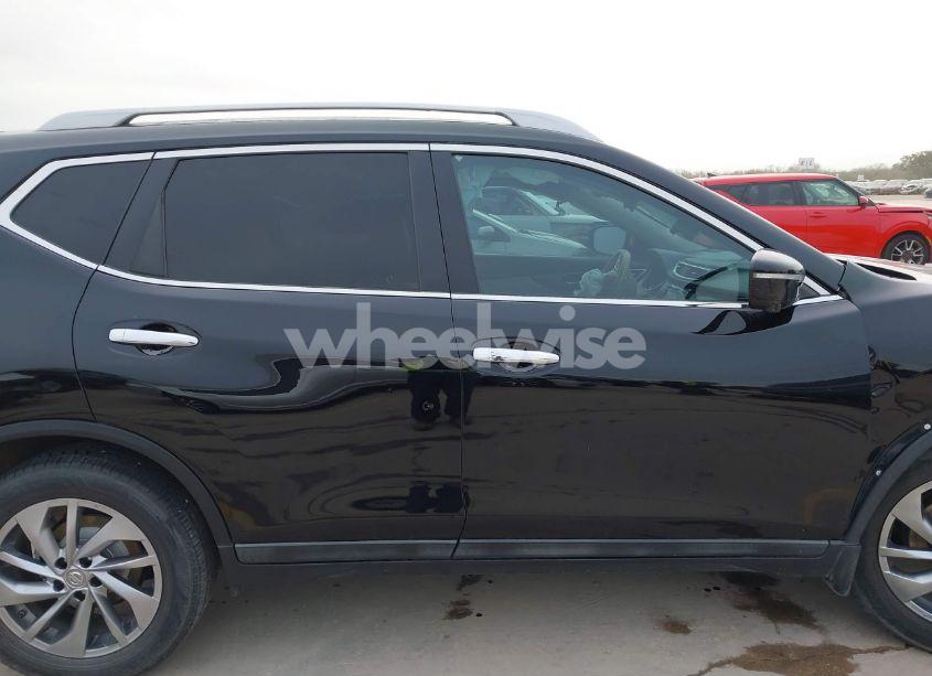 Photo 13 of 2015 Nissan Rogue SL (VIN 5N1AT2MTXFC788316)