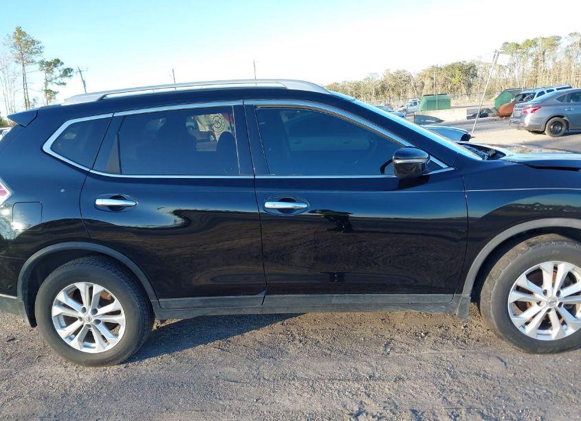 Photo 13 of 2015 Nissan Rogue SV (VIN 5N1AT2MTXFC827020)