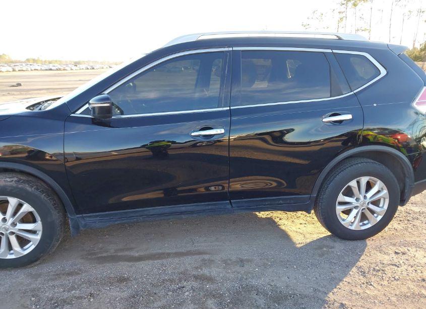 Photo 14 of 2015 Nissan Rogue SV (VIN 5N1AT2MTXFC827020)
