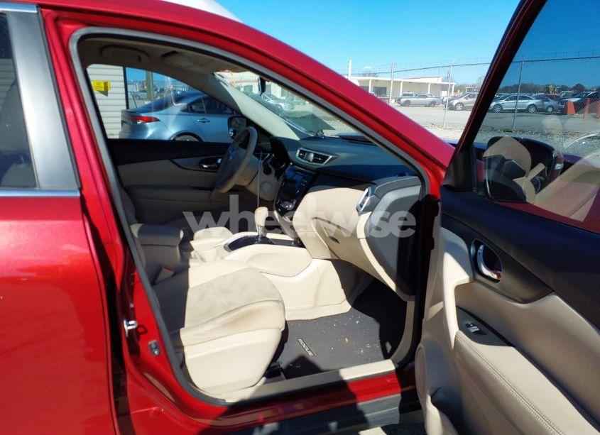 Photo 5 of 2015 Nissan Rogue SV (VIN 5N1AT2MTXFC927747)