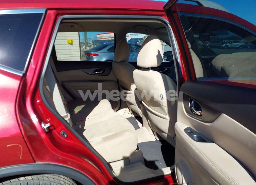 Photo 8 of 2015 Nissan Rogue SV (VIN 5N1AT2MTXFC927747)