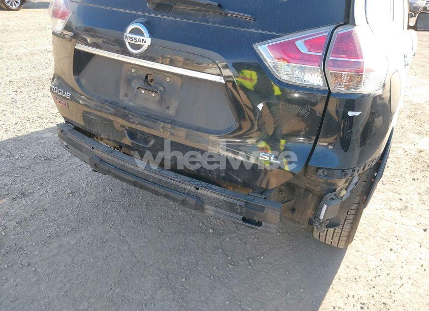 Photo 6 of 2016 Nissan Rogue SL (VIN 5N1AT2MTXGC731390)