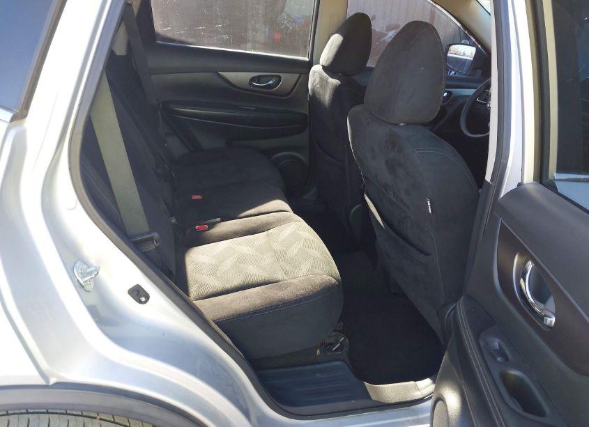 Photo 8 of 2016 Nissan Rogue SV (VIN 5N1AT2MTXGC771100)