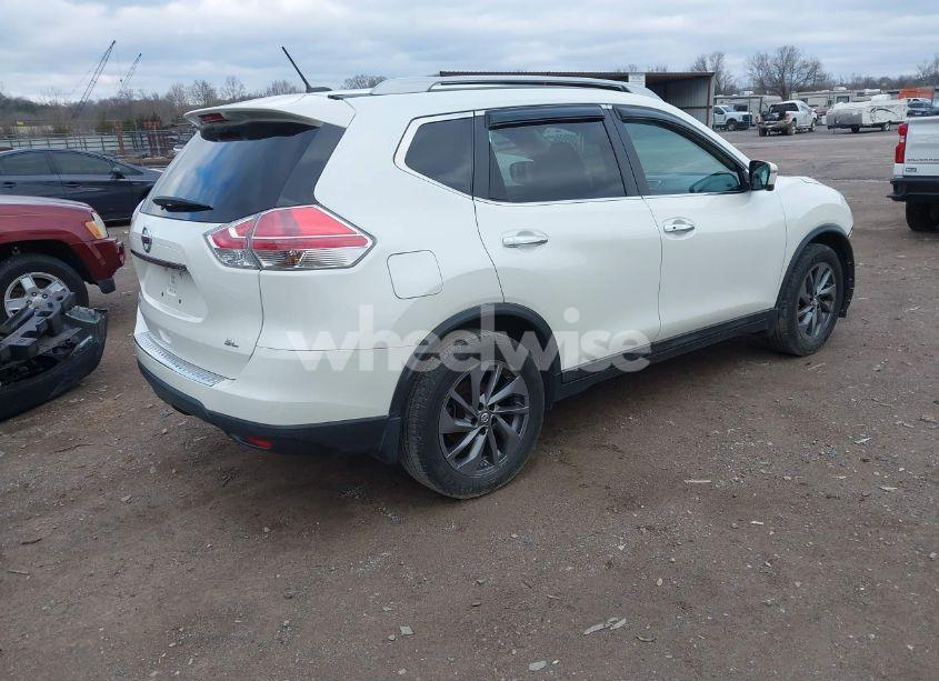 Photo 4 of 2016 Nissan Rogue SL (VIN 5N1AT2MTXGC779925)