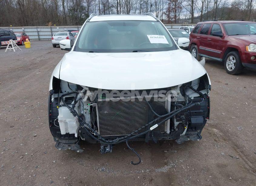 Photo 6 of 2016 Nissan Rogue SL (VIN 5N1AT2MTXGC779925)