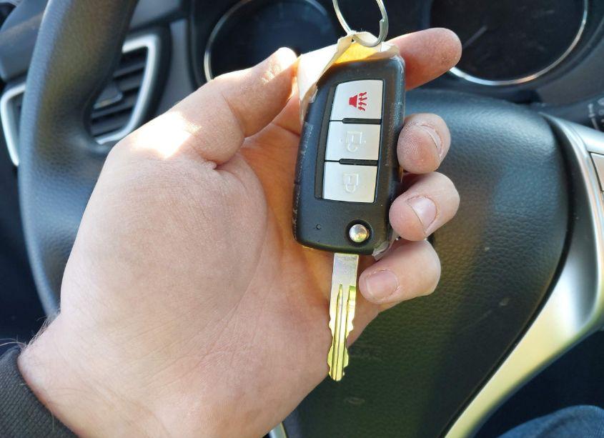 Photo 11 of 2016 Nissan Rogue S (VIN 5N1AT2MTXGC847723)