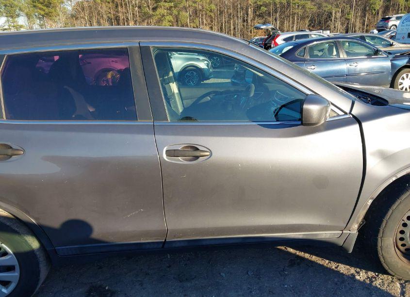 Photo 14 of 2016 Nissan Rogue S (VIN 5N1AT2MTXGC847723)