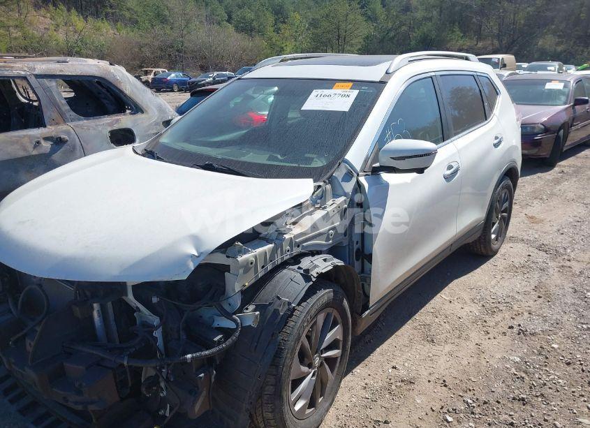 Photo 2 of 2016 Nissan Rogue SL (VIN 5N1AT2MTXGC915101)