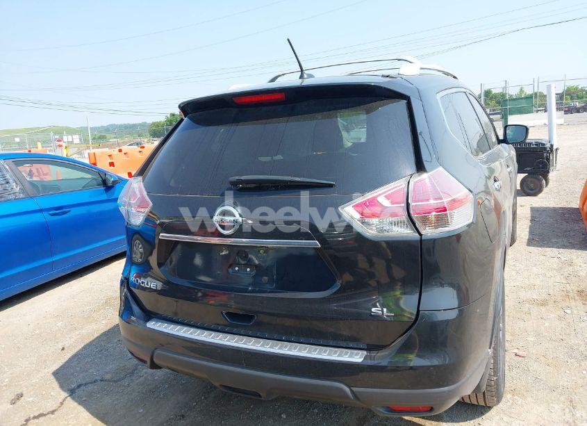 Photo 16 of 2016 Nissan Rogue SL (VIN 5N1AT2MTXGC917365)