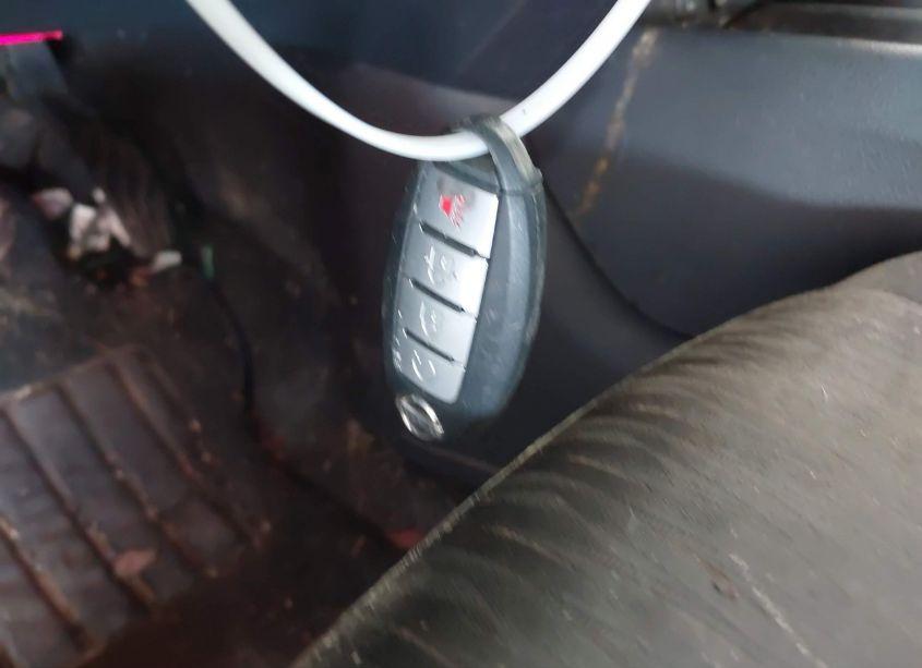 Photo 11 of 2017 Nissan Rogue SV (VIN 5N1AT2MTXHC758493)