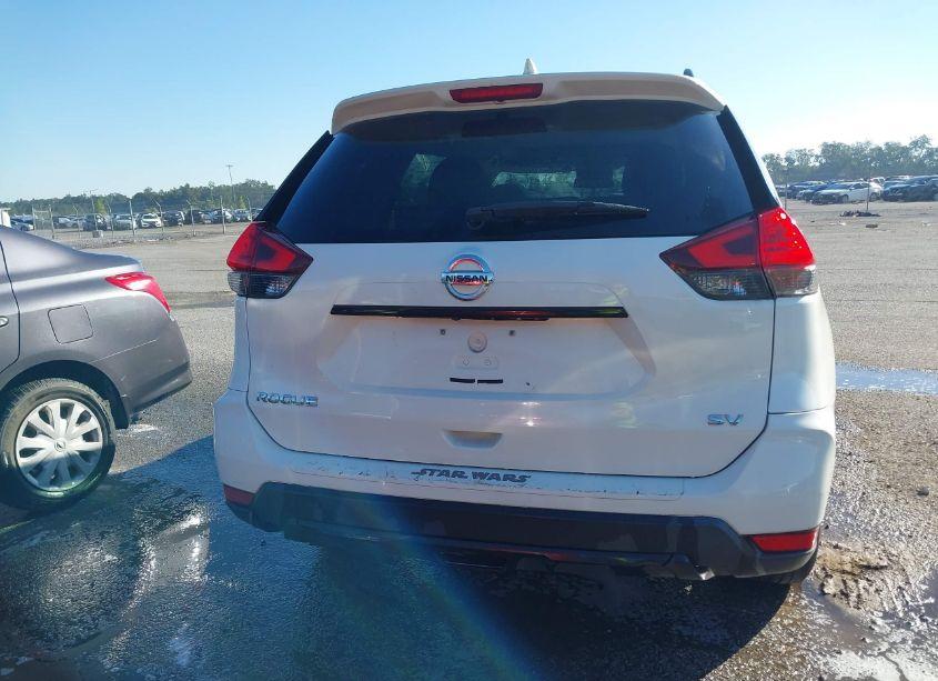 Photo 15 of 2017 Nissan Rogue SV (VIN 5N1AT2MTXHC758493)