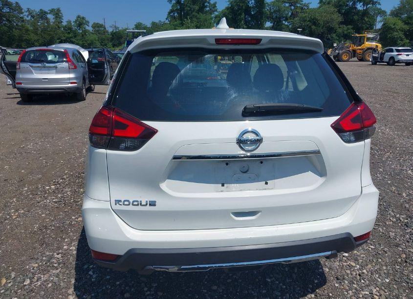 Photo 16 of 2017 Nissan Rogue S/SL/SV (VIN 5N1AT2MTXHC778999)