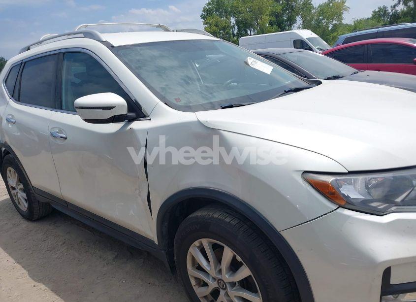 Photo 13 of 2017 Nissan Rogue S/SL/SV (VIN 5N1AT2MTXHC806395)