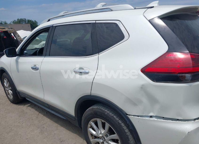 Photo 14 of 2017 Nissan Rogue S/SL/SV (VIN 5N1AT2MTXHC806395)