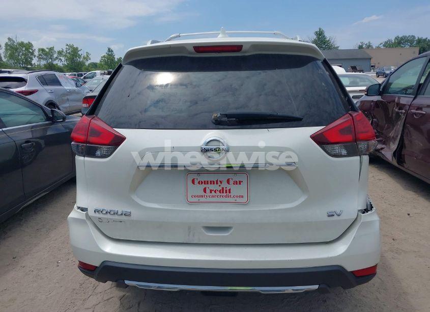 Photo 16 of 2017 Nissan Rogue S/SL/SV (VIN 5N1AT2MTXHC806395)