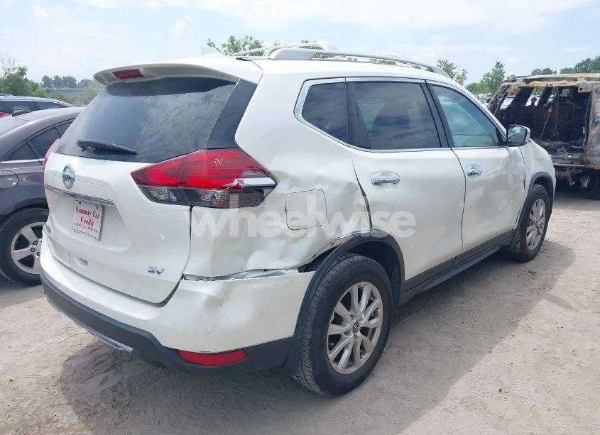 Photo 4 of 2017 Nissan Rogue S/SL/SV (VIN 5N1AT2MTXHC806395)