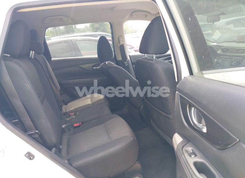 Photo 8 of 2017 Nissan Rogue S/SL/SV (VIN 5N1AT2MTXHC806395)