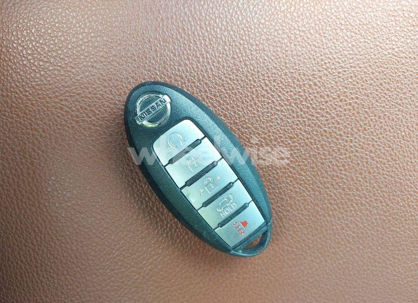 Photo 11 of 2017 Nissan Rogue SL (VIN 5N1AT2MTXHC828834)