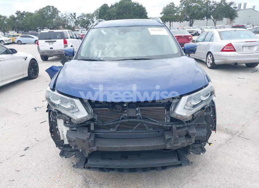 Photo 13 of 2017 Nissan Rogue SL (VIN 5N1AT2MTXHC828834)