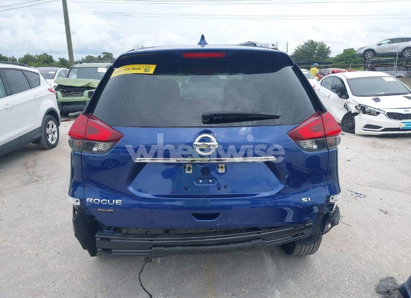 Photo 17 of 2017 Nissan Rogue SL (VIN 5N1AT2MTXHC828834)