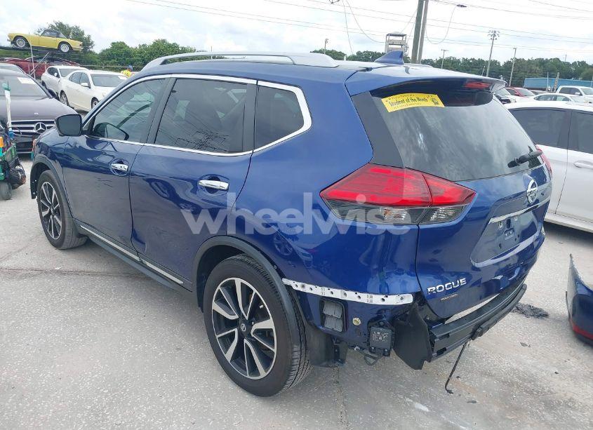 Photo 3 of 2017 Nissan Rogue SL (VIN 5N1AT2MTXHC828834)