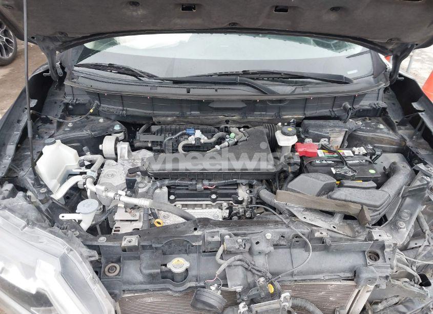 Photo 10 of 2017 Nissan Rogue SL (VIN 5N1AT2MTXHC883378)