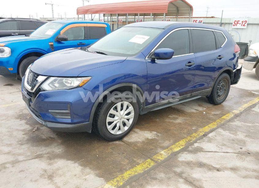 Photo 2 of 2018 Nissan Rogue S (VIN 5N1AT2MTXJC718971)