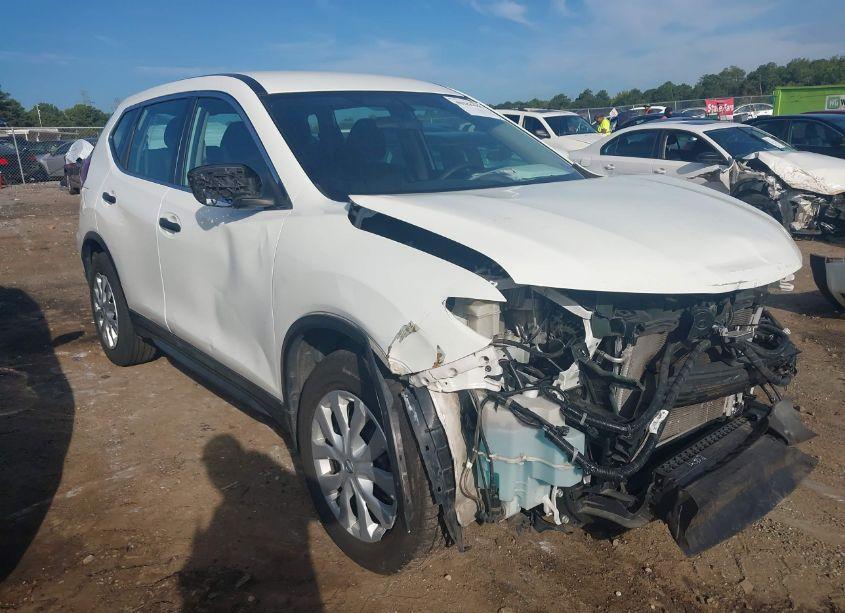 2018 Nissan Rogue S (VIN 5N1AT2MTXJC766616) main photo