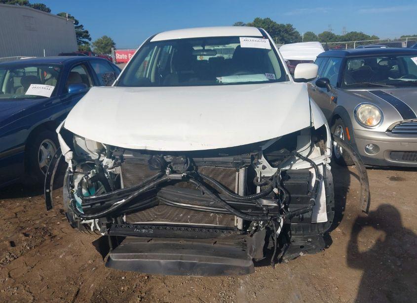 Photo 13 of 2018 Nissan Rogue S (VIN 5N1AT2MTXJC766616)