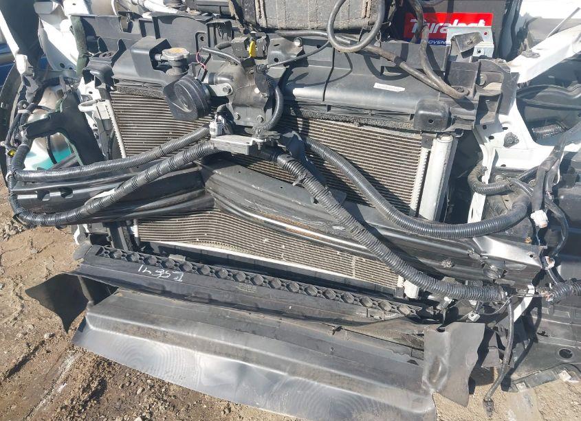 Photo 6 of 2018 Nissan Rogue S (VIN 5N1AT2MTXJC766616)