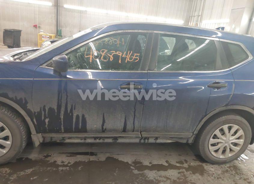 Photo 15 of 2018 Nissan Rogue S (VIN 5N1AT2MTXJC775901)