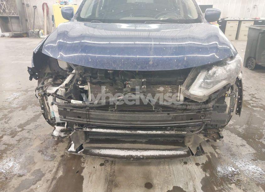 Photo 6 of 2018 Nissan Rogue S (VIN 5N1AT2MTXJC775901)