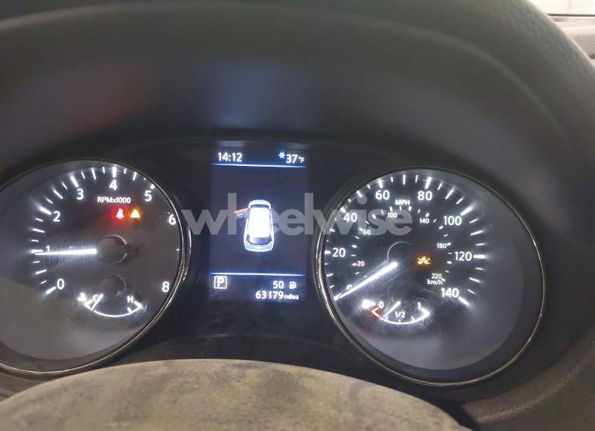 Photo 7 of 2018 Nissan Rogue S (VIN 5N1AT2MTXJC775901)