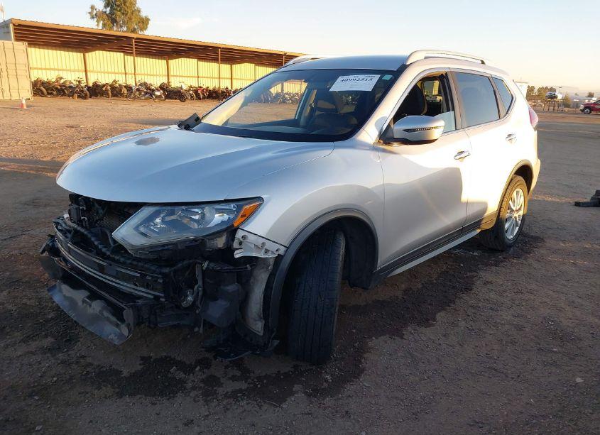 Photo 2 of 2018 Nissan Rogue SV (VIN 5N1AT2MTXJC796019)