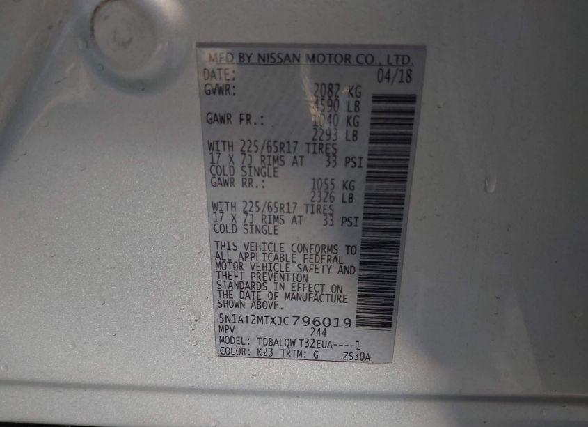 Photo 9 of 2018 Nissan Rogue SV (VIN 5N1AT2MTXJC796019)