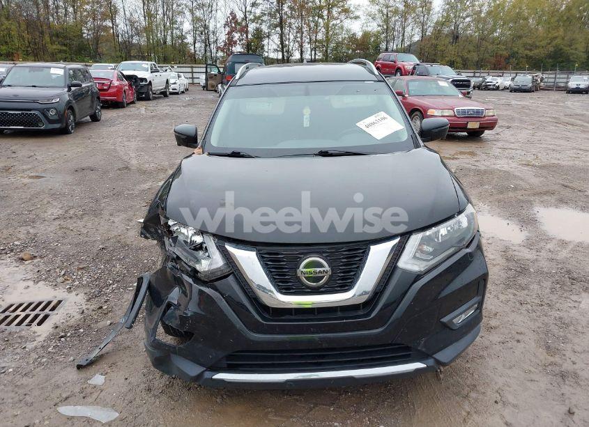 Photo 12 of 2018 Nissan Rogue SV (VIN 5N1AT2MTXJC833456)