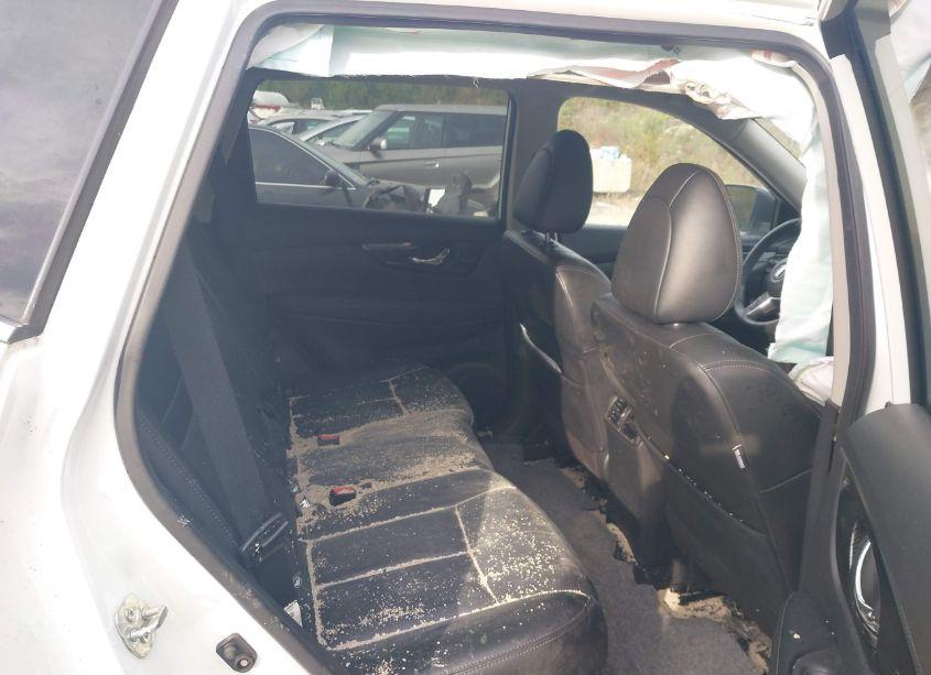 Photo 8 of 2019 Nissan Rogue SL (VIN 5N1AT2MTXKC730037)