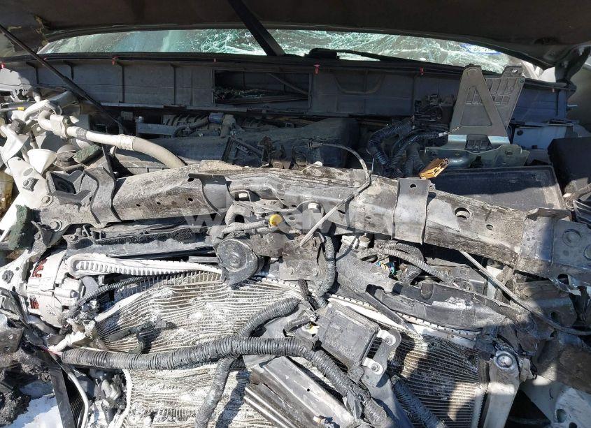 Photo 10 of 2019 Nissan Rogue SL (VIN 5N1AT2MTXKC762051)