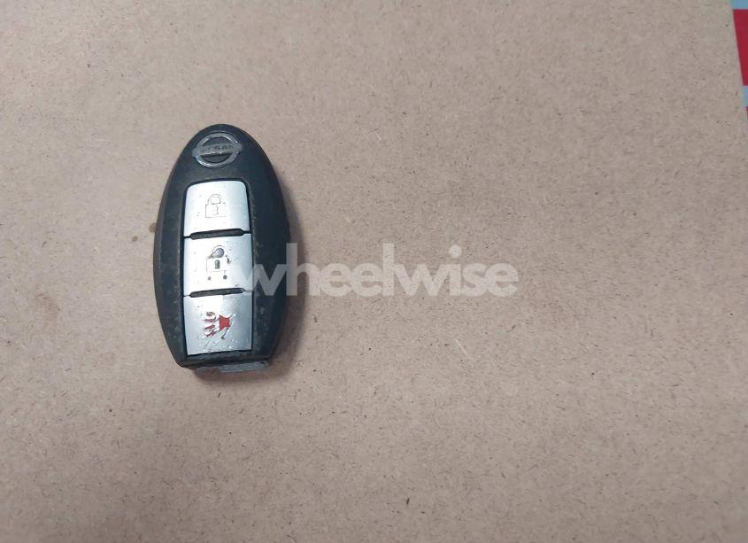 Photo 11 of 2019 Nissan Rogue SL (VIN 5N1AT2MTXKC762051)