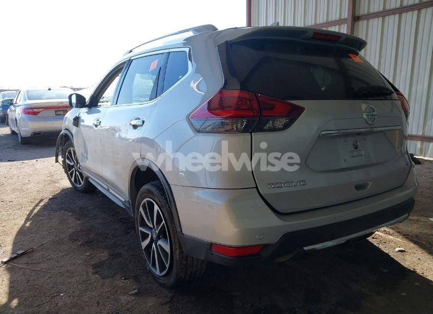 Photo 3 of 2019 Nissan Rogue SL (VIN 5N1AT2MTXKC762051)