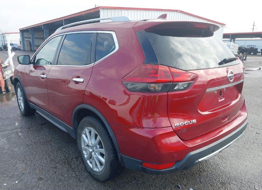 Photo 3 of 2019 Nissan Rogue SV (VIN 5N1AT2MTXKC780372)