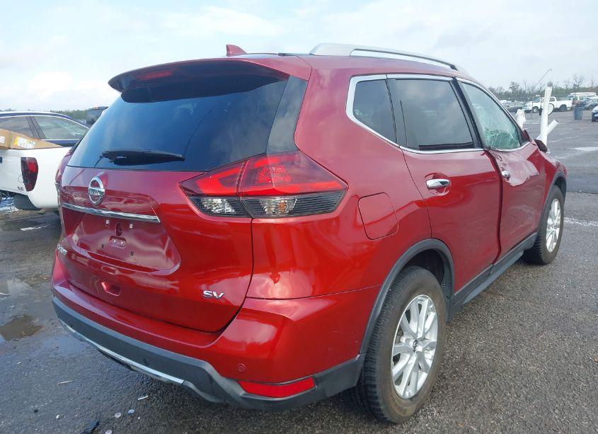 Photo 4 of 2019 Nissan Rogue SV (VIN 5N1AT2MTXKC780372)