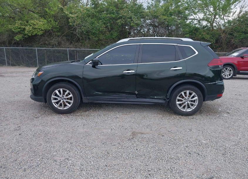 Photo 14 of 2019 Nissan Rogue SV (VIN 5N1AT2MTXKC803259)