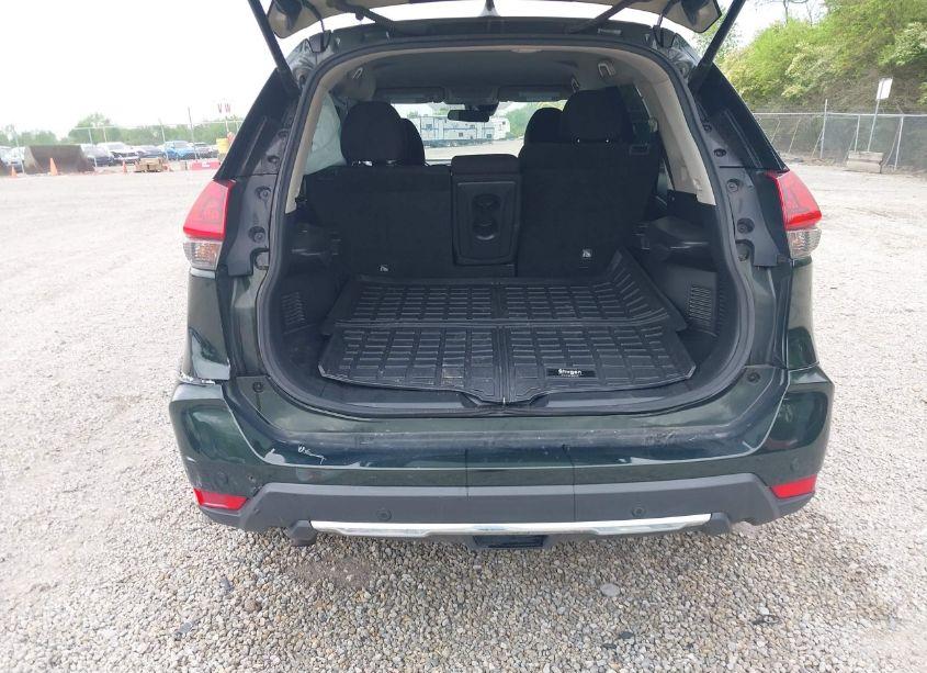 Photo 16 of 2019 Nissan Rogue SV (VIN 5N1AT2MTXKC803259)