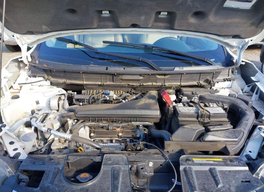 Photo 10 of 2019 Nissan Rogue SL (VIN 5N1AT2MTXKC824242)