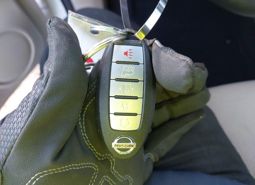 Photo 11 of 2019 Nissan Rogue SL (VIN 5N1AT2MTXKC824242)